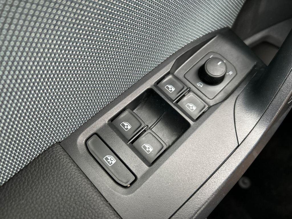 SEAT Ibiza 1.0 TSI Special Edition 85 kW (115 CV) - 11