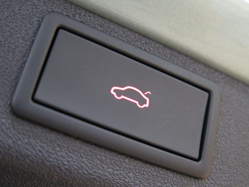 Skoda Elroq 60 63 kWh 150 kW (204 CV) - 8