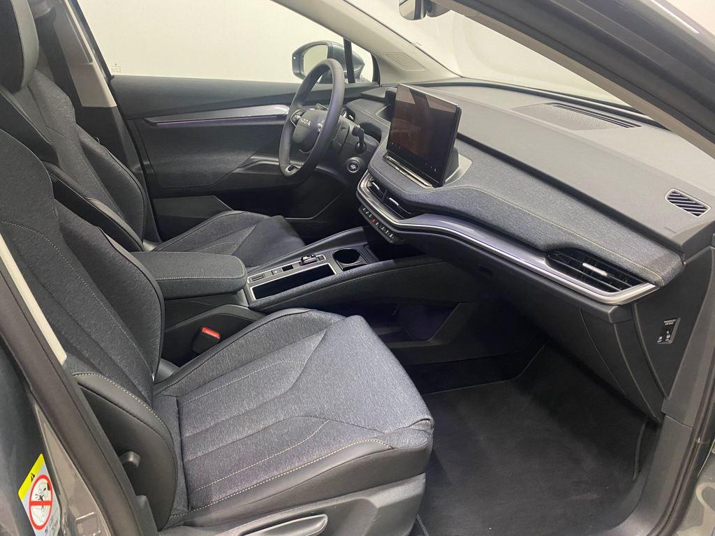 Skoda Elroq 60 63 kWh 150 kW (204 CV) - 4