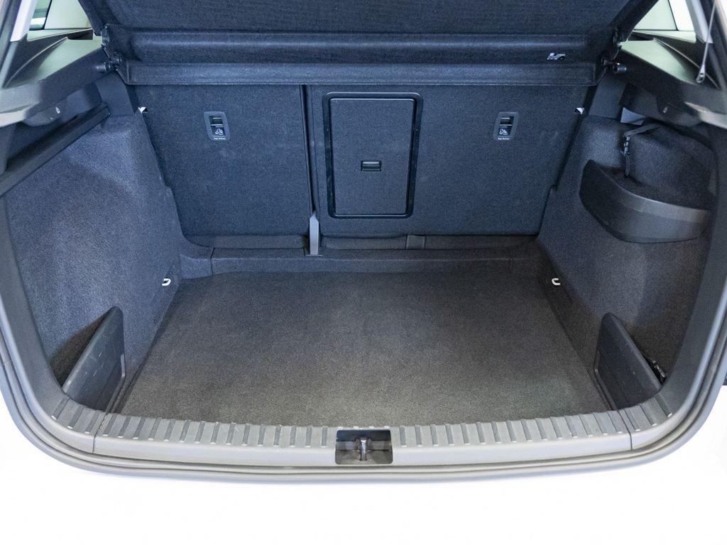 Skoda Karoq 1.5 TSI ACT Design DSG 110 kW (150 CV) - 6