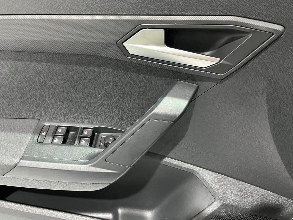 SEAT Arona 1.0 TSI Style XL 85 kW (115 CV) - 15