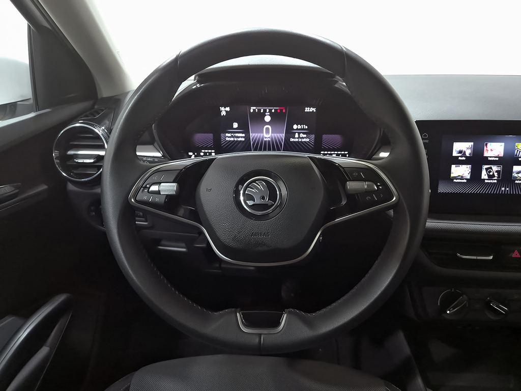 Skoda Fabia 1.0 TSI Selection 70 kW (95 CV) - 10