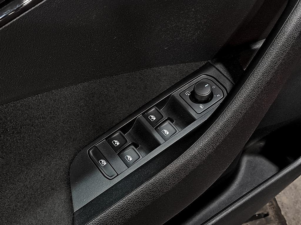 Skoda Kamiq 1.0 TSI Ambition 81 kW (110 CV) - 9