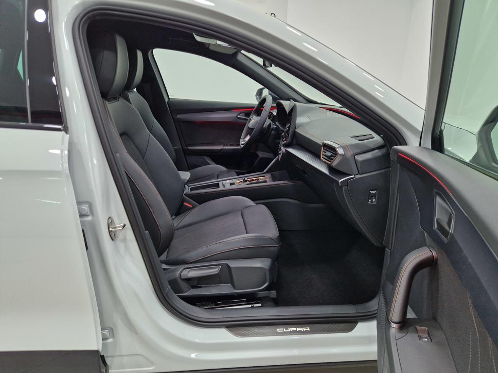 CUPRA Formentor 1.5 TSI e-Hybrid DSG 150 kW (204 CV) - 4