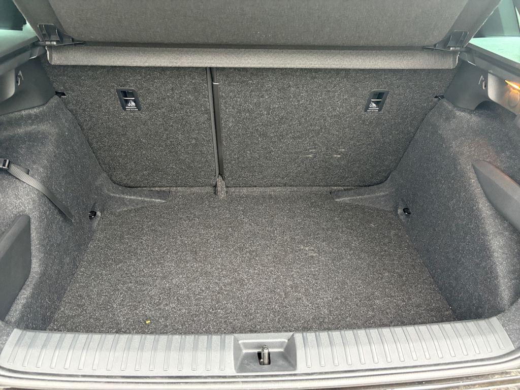 Skoda Kamiq 1.0 TSI Design DSG 85 kW (115 CV) - 6