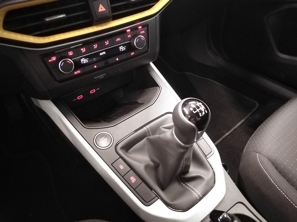 SEAT Arona 1.0 TSI Style XM 81 kW (110 CV) - 16