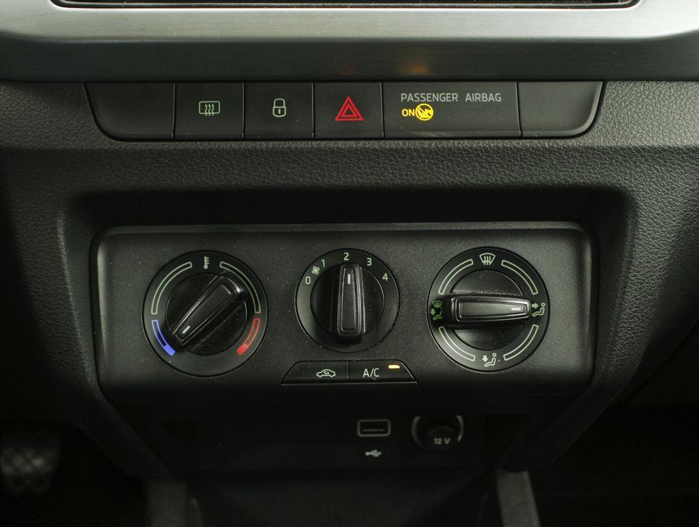 Skoda Fabia 1.0 TSI Ambition Plus 70 kW (95 CV) - 10