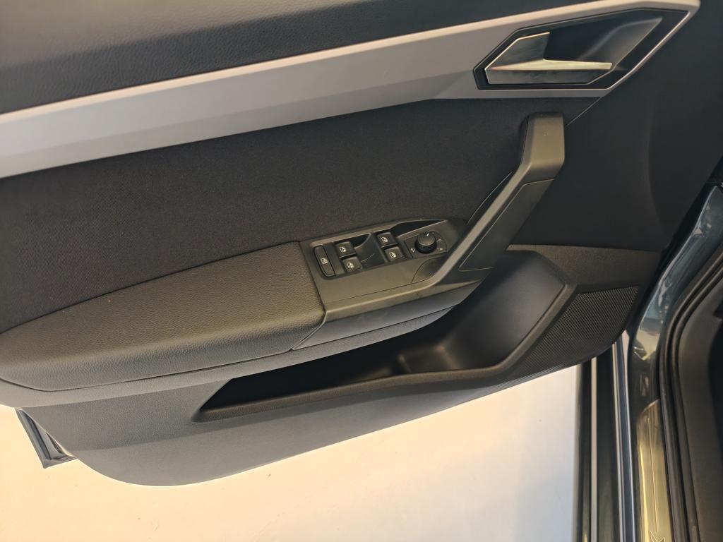 SEAT Ibiza 1.0 TSI Special Edition 85 kW (115 CV) - 8