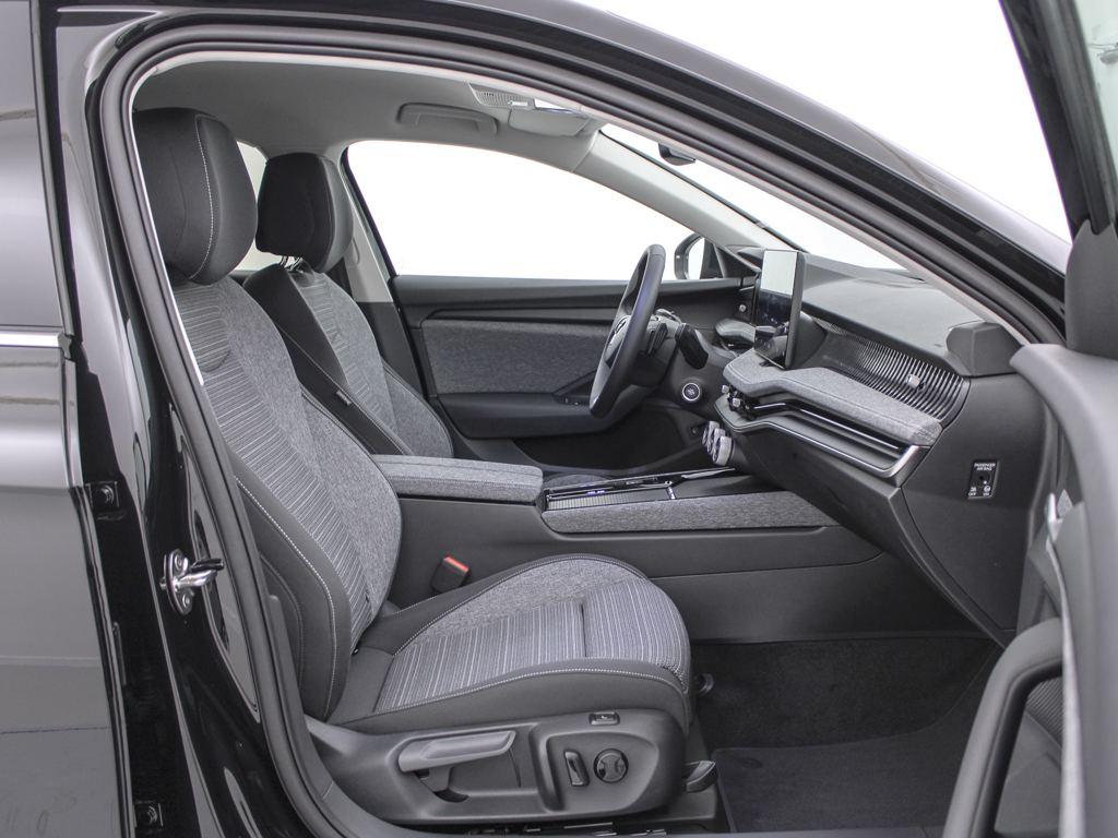 Skoda Superb Combi 1.5 TSI m-HEV Selection DSG 110 kW (150 CV) - 4