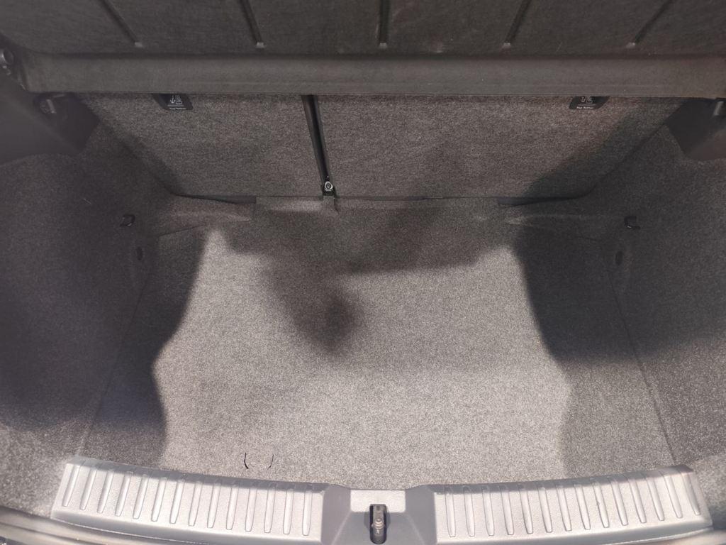 SEAT Ibiza 1.0 TSI Special Edition 85 kW (115 CV) - 6