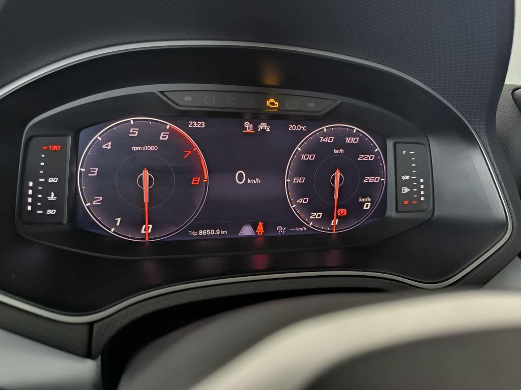 SEAT Arona 1.0 TSI Style XM 81 kW (110 CV) - 10