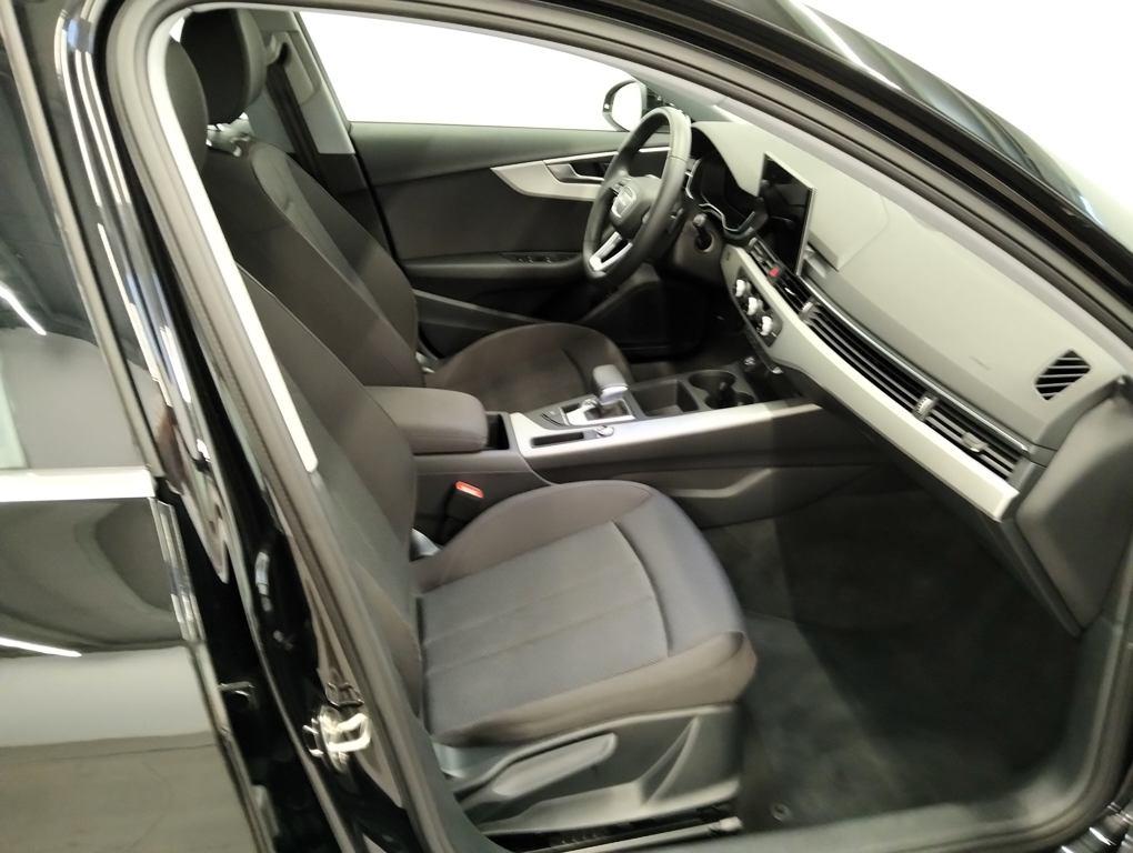 Audi A4 Avant Advanced 35 TDI 120 kW (163 CV) S tronic - 4