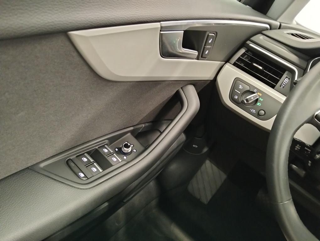 Audi A4 Avant Advanced 35 TDI 120 kW (163 CV) S tronic - 17