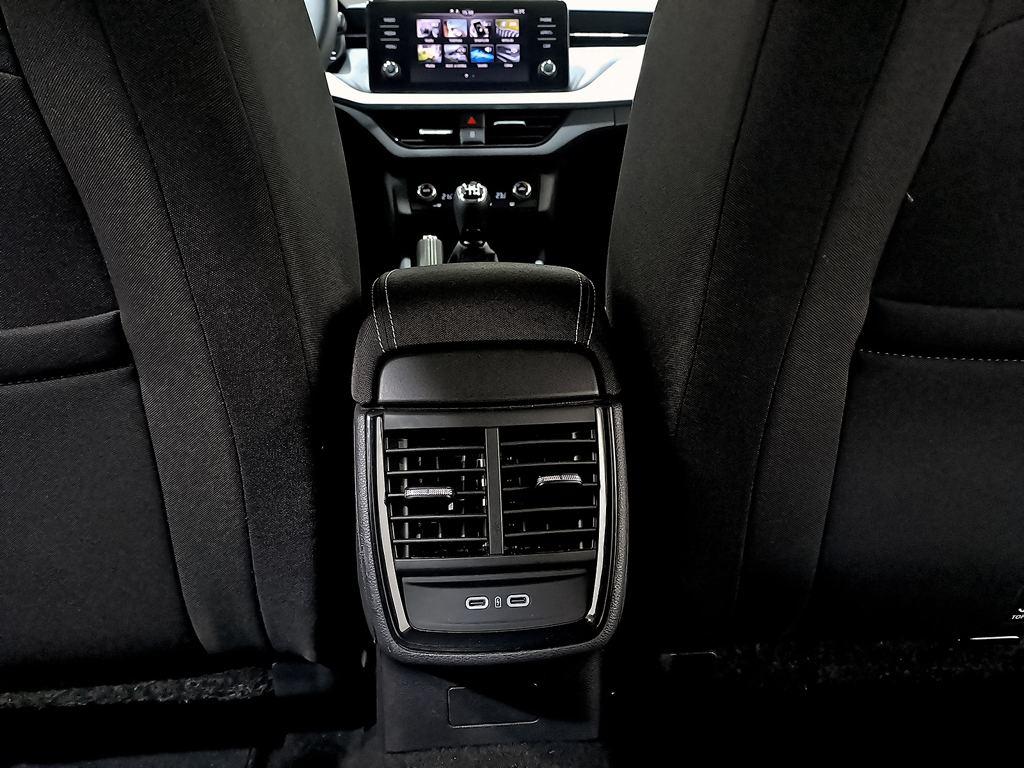 Skoda Kamiq 1.0 TSI Ambition 81 kW (110 CV) - 19