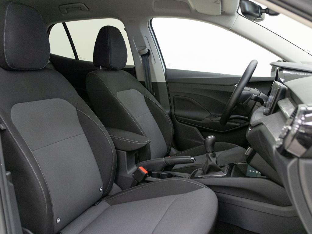 Skoda Fabia 1.0 TSI Selection 70 kW (95 CV) - 4