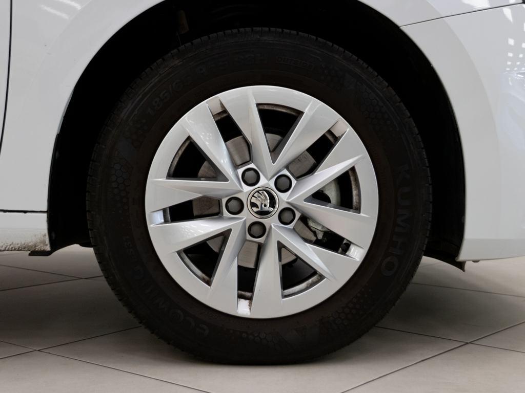 Skoda Fabia 1.0 TSI Selection 70 kW (95 CV) - 7