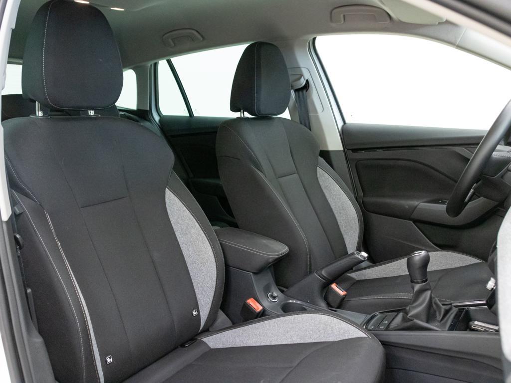 Skoda Scala 1.0 TSI Selection 85 kW (115 CV) - 4