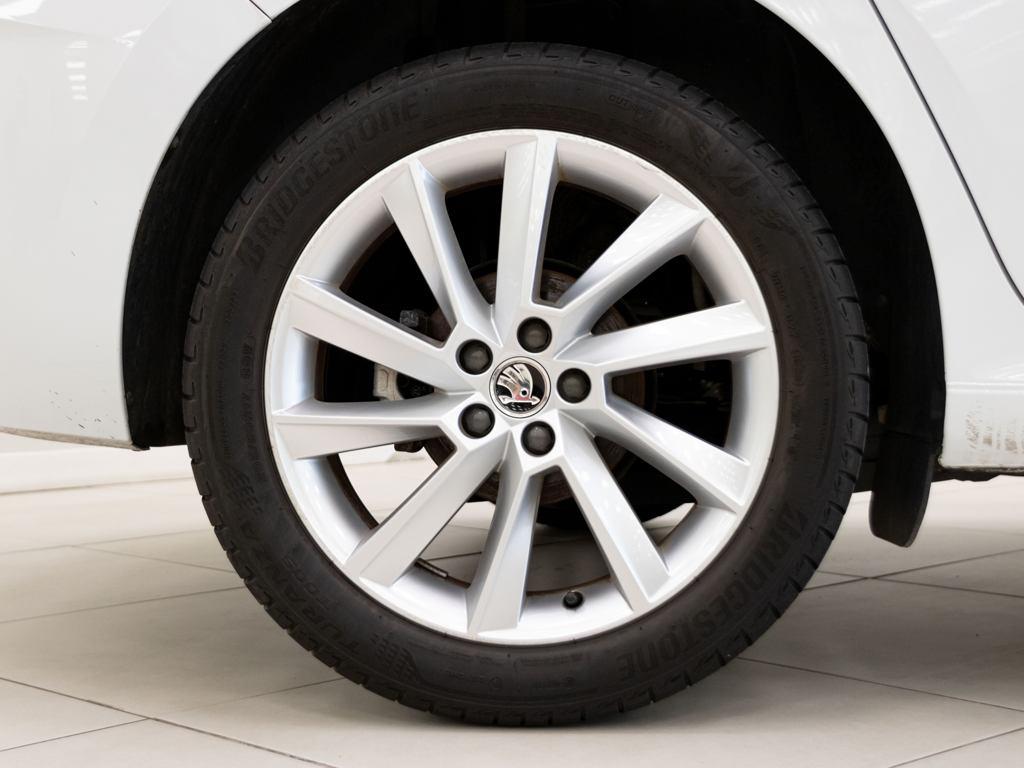 Skoda Scala 1.0 TSI Selection 85 kW (115 CV) - 7