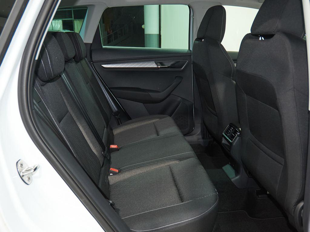 Skoda Karoq 1.5 TSI ACT Design DSG 110 kW (150 CV) - 5