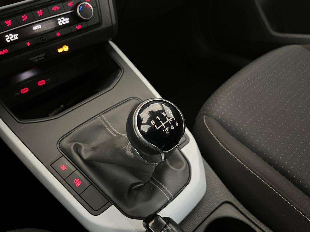 SEAT Arona 1.0 TSI Style XM 81 kW (110 CV) - 15