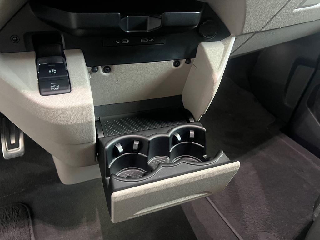 Volkswagen Multivan Style 1.4 TSI PHEV Batalla Larga 160 kW (218 CV) DSG - 11