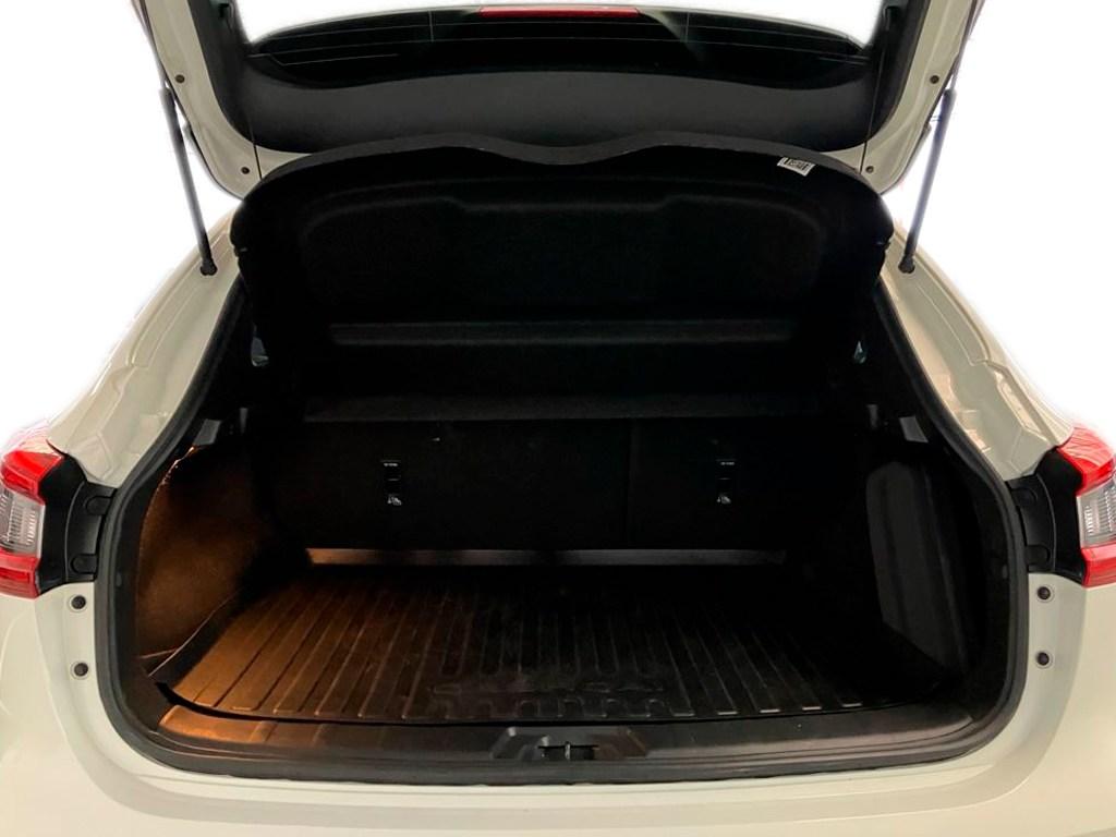 Nissan Qashqai DIG-T 140 N-Connecta 4x2 103 kW (140 CV) - 6