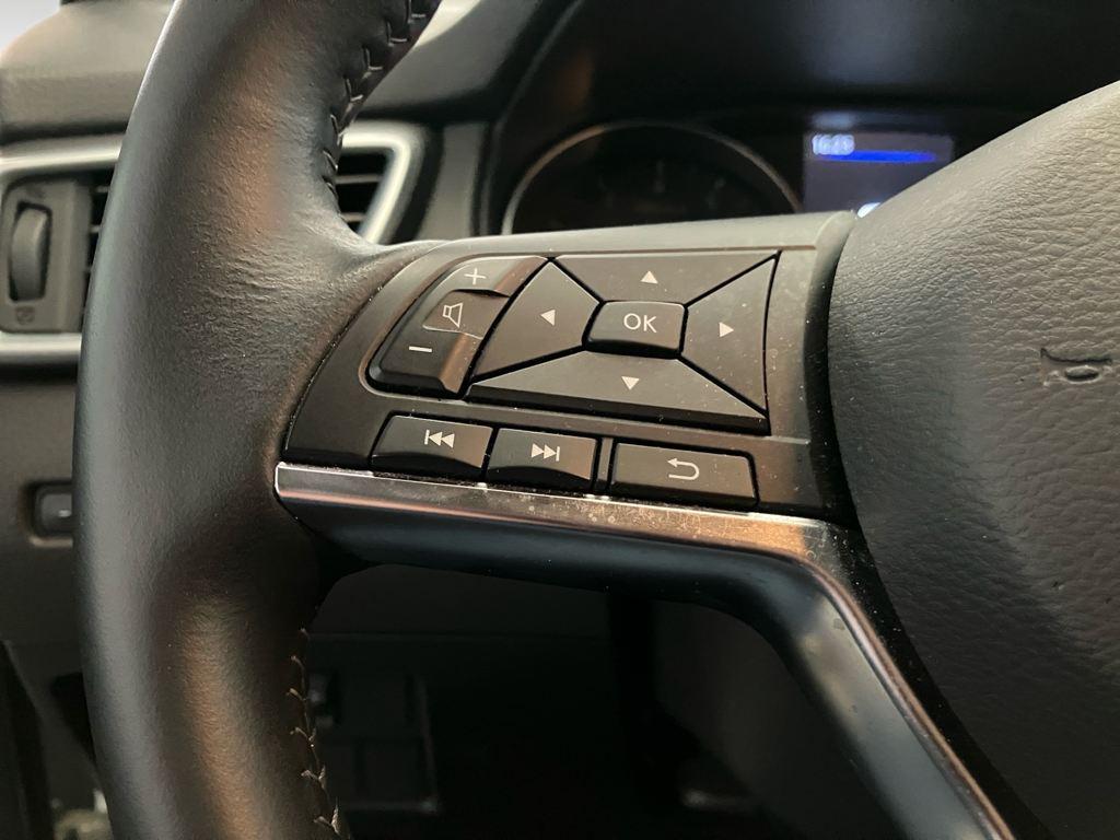 Nissan Qashqai DIG-T 140 N-Connecta 4x2 103 kW (140 CV) - 8