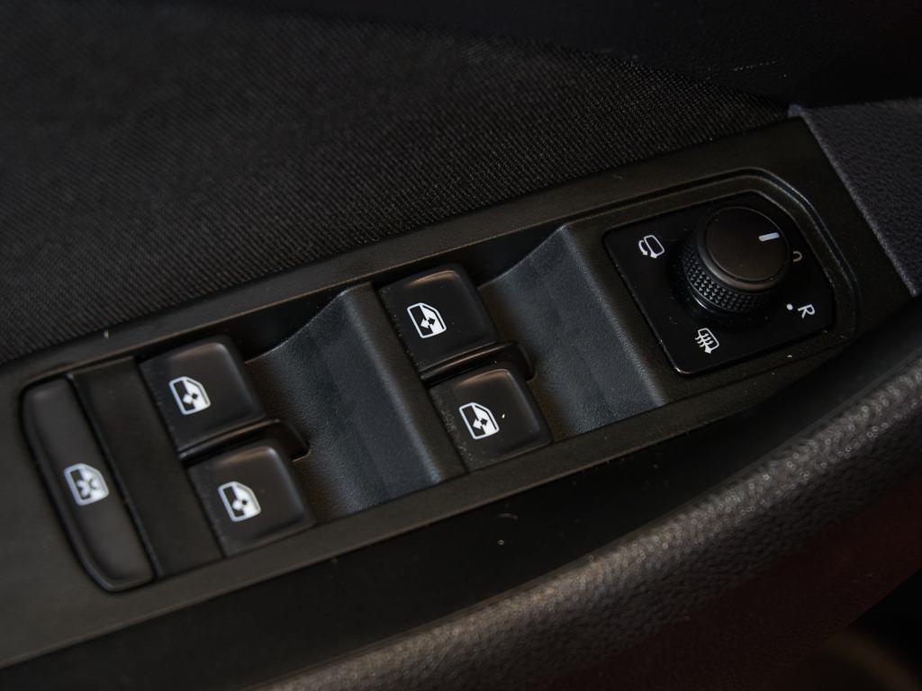 Skoda Kamiq 1.0 TSI Scout DSG 81 kW (110 CV) - 13