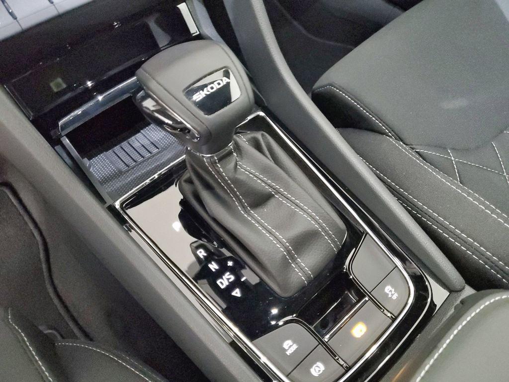 Skoda Karoq 1.5 TSI ACT Sportline DSG 110 kW (150 CV) - 10