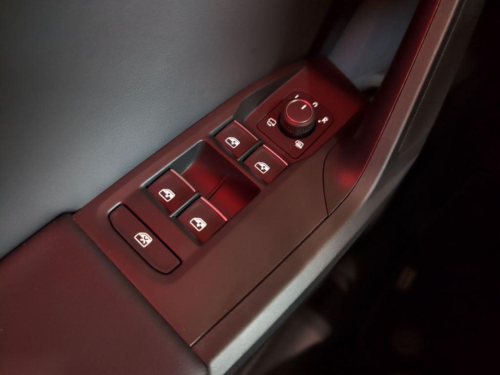 SEAT Leon ST 1.5 TSI S&S FR Special Edition 110 kW (150 CV) - 17