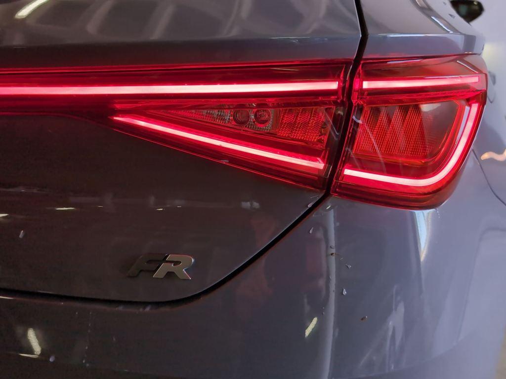 SEAT Leon ST 1.5 TSI S&S FR Special Edition 110 kW (150 CV) - 19