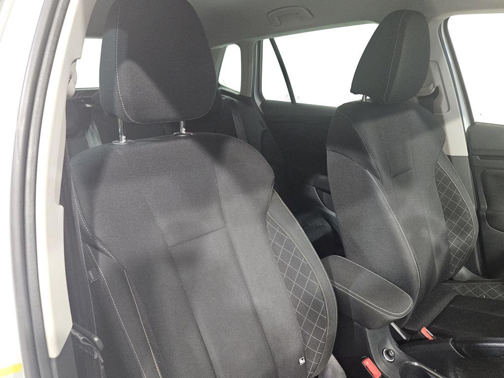 Skoda Kamiq 1.0 TSI Emotion 81 kW (110 CV) - 9