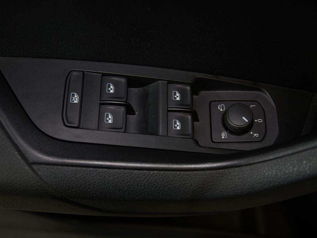 Skoda Karoq 1.5 TSI ACT Selection DSG 110 kW (150 CV) - 13