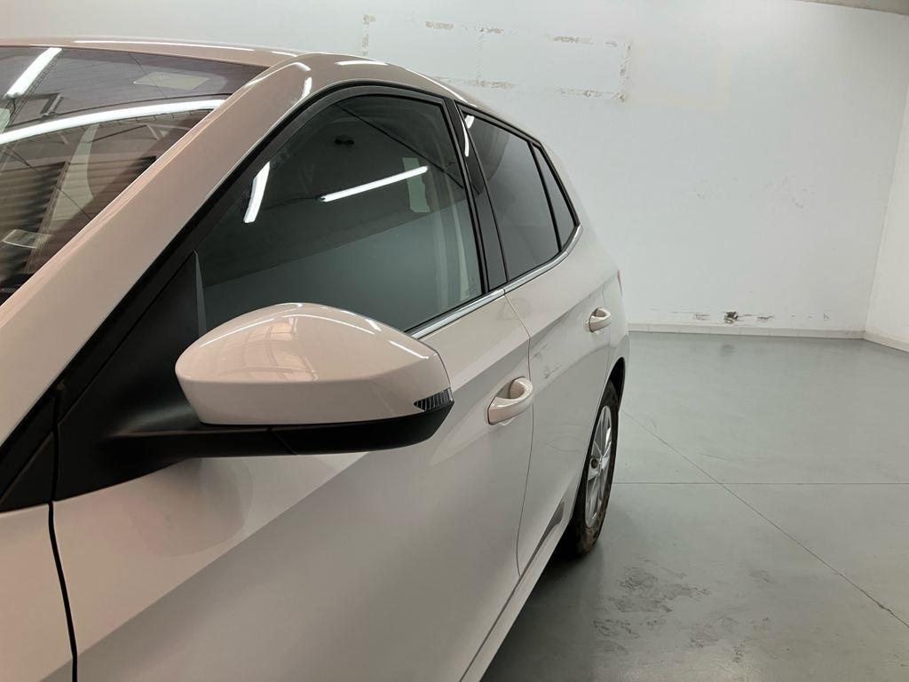 Skoda Fabia 1.0 TSI Selection 70 kW (95 CV) - 14