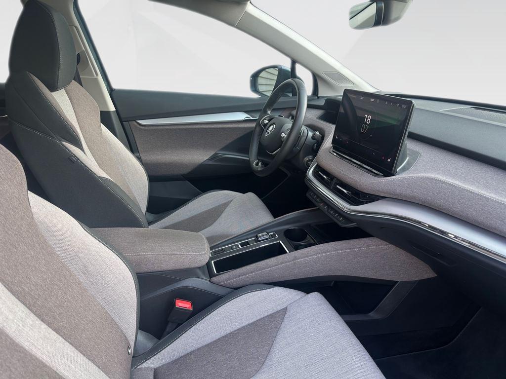 Skoda Enyaq IV 60 132 kW (180 CV) 60kWh - 4