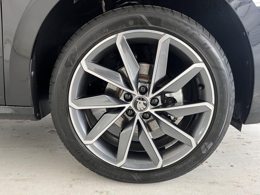 Skoda Kamiq 1.0 TSI Sport DSG 85 kW (115 CV) - 7