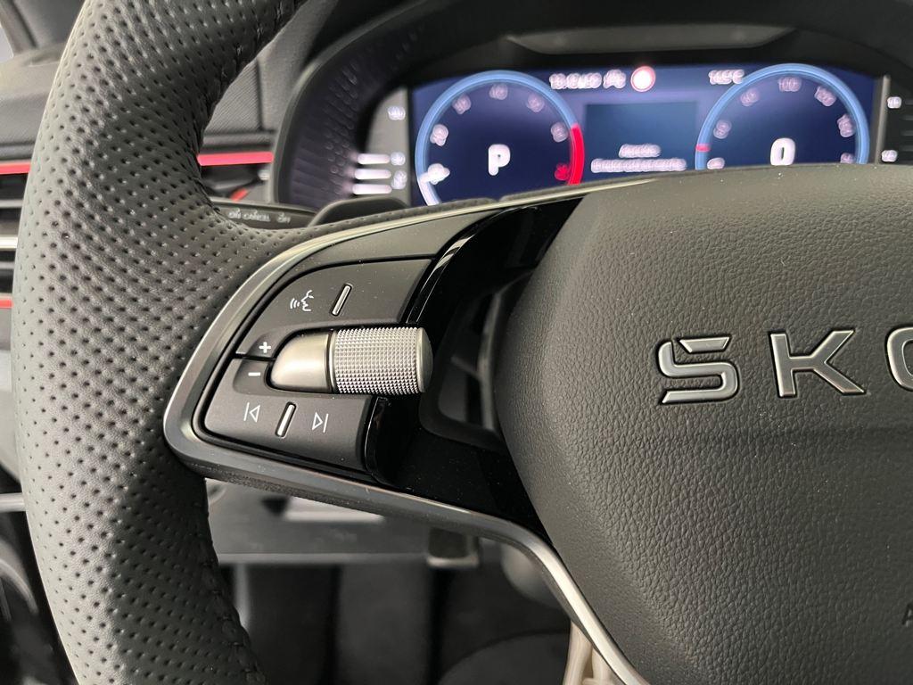 Skoda Kamiq 1.0 TSI Sport DSG 85 kW (115 CV) - 8