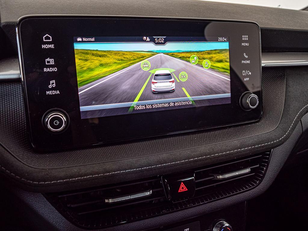 Skoda Fabia 1.0 TSI Design 85 KW (115 CV) - 13