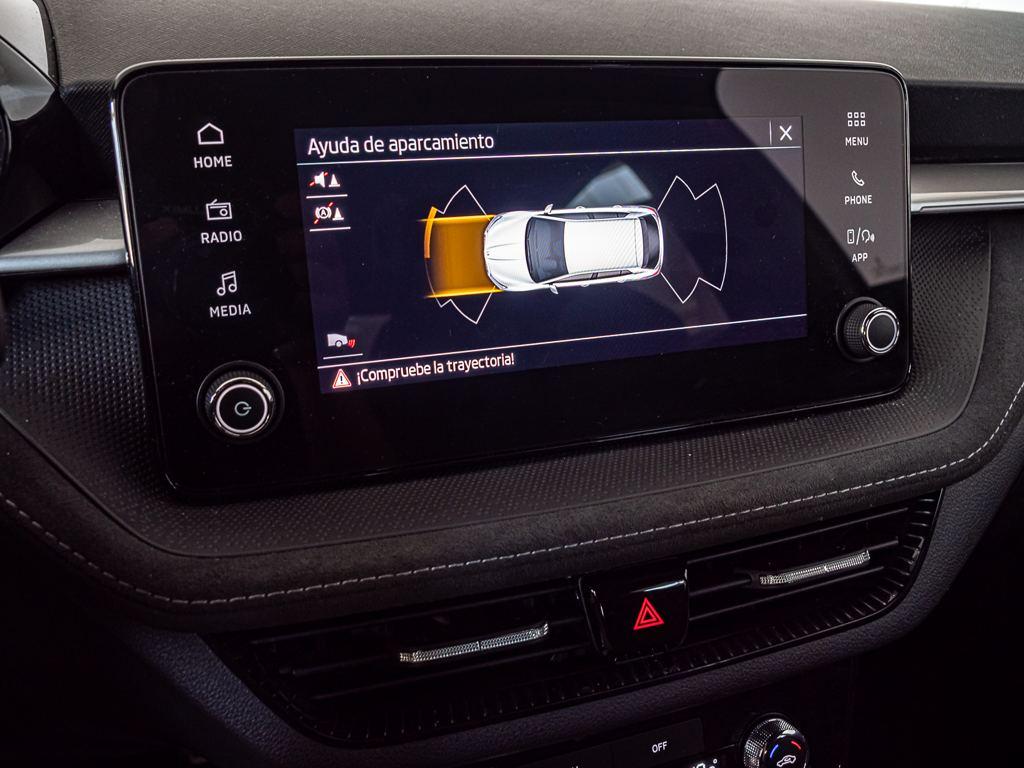 Skoda Fabia 1.0 TSI Design 85 KW (115 CV) - 17