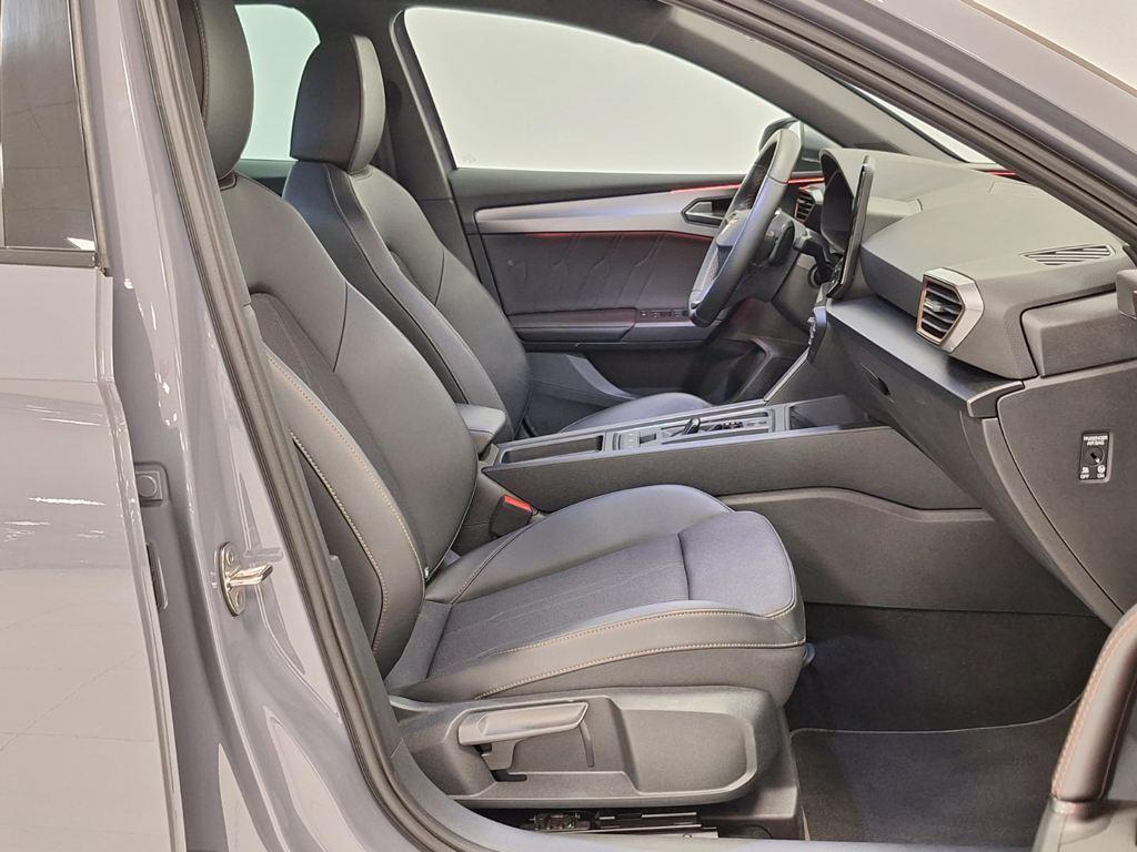 CUPRA Leon Sportstourer 1.5 eTSI DSG 110 kW (150 CV) - 4