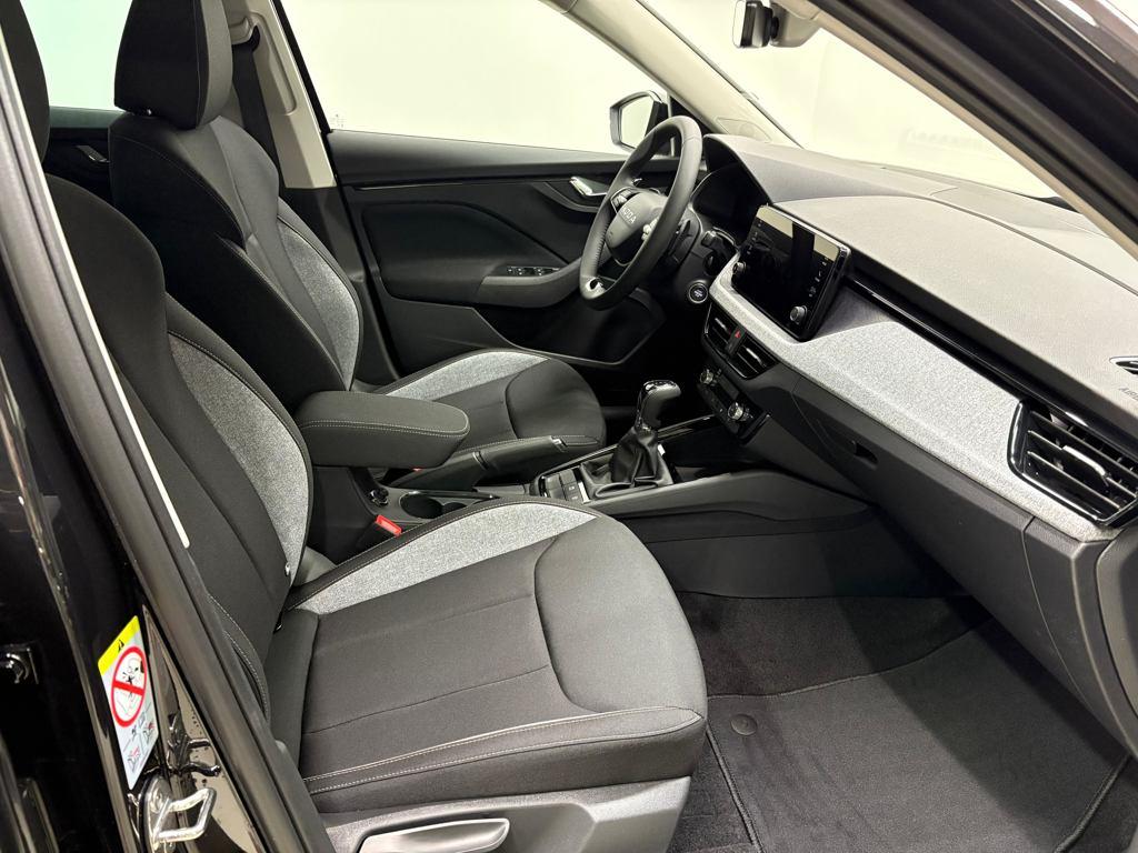 Skoda Kamiq 1.0 TSI Selection DSG 85 kW (115 CV) - 4