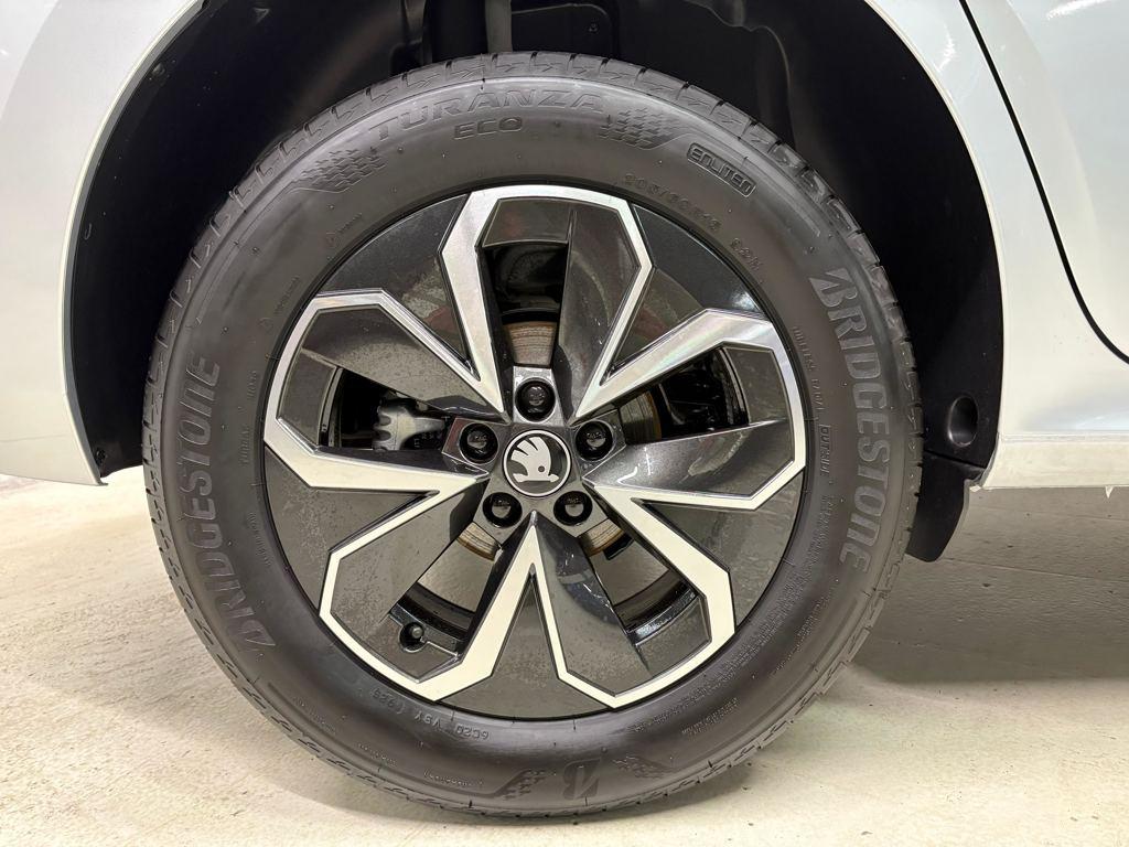 Skoda Kamiq 1.0 TSI Selection DSG 85 kW (115 CV) - 7