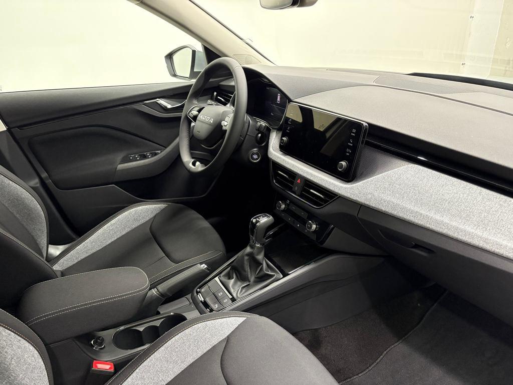 Skoda Kamiq 1.0 TSI Selection DSG 85 kW (115 CV) - 11