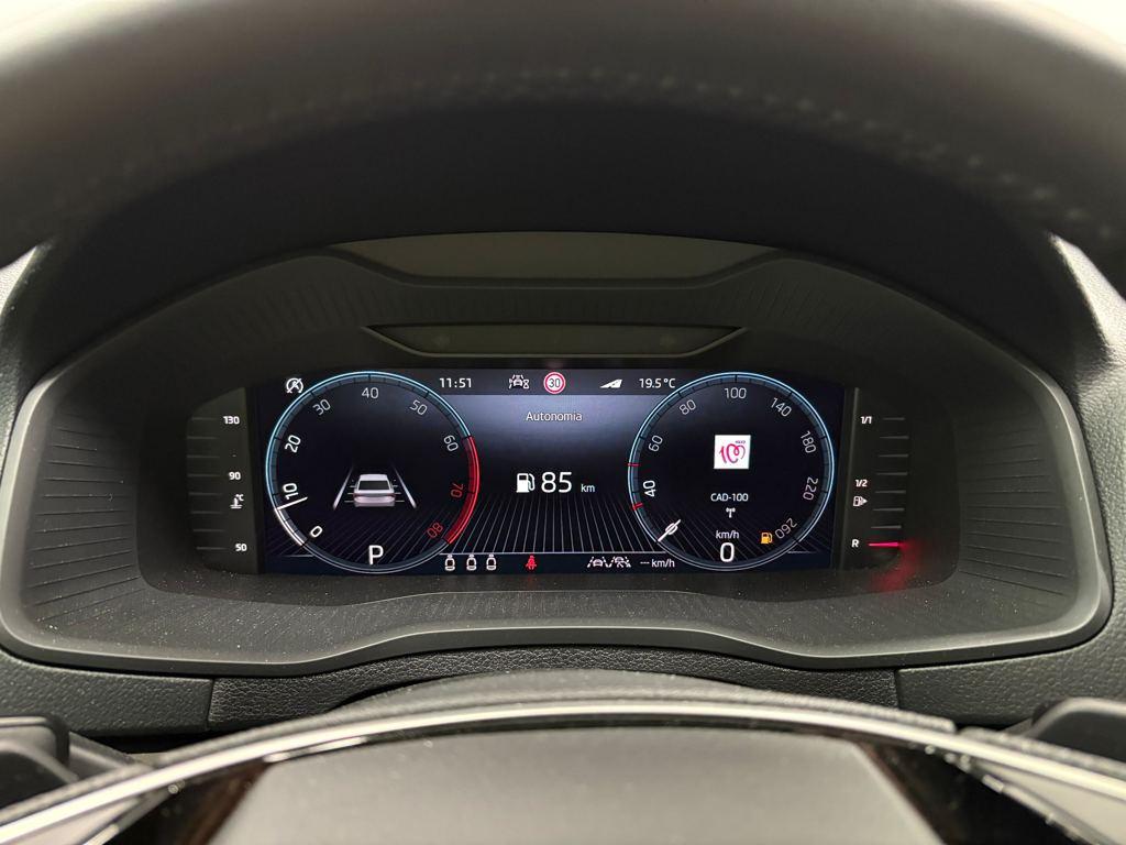 Skoda Karoq 1.5 TSI ACT Design DSG 110 kW (150 CV) - 12