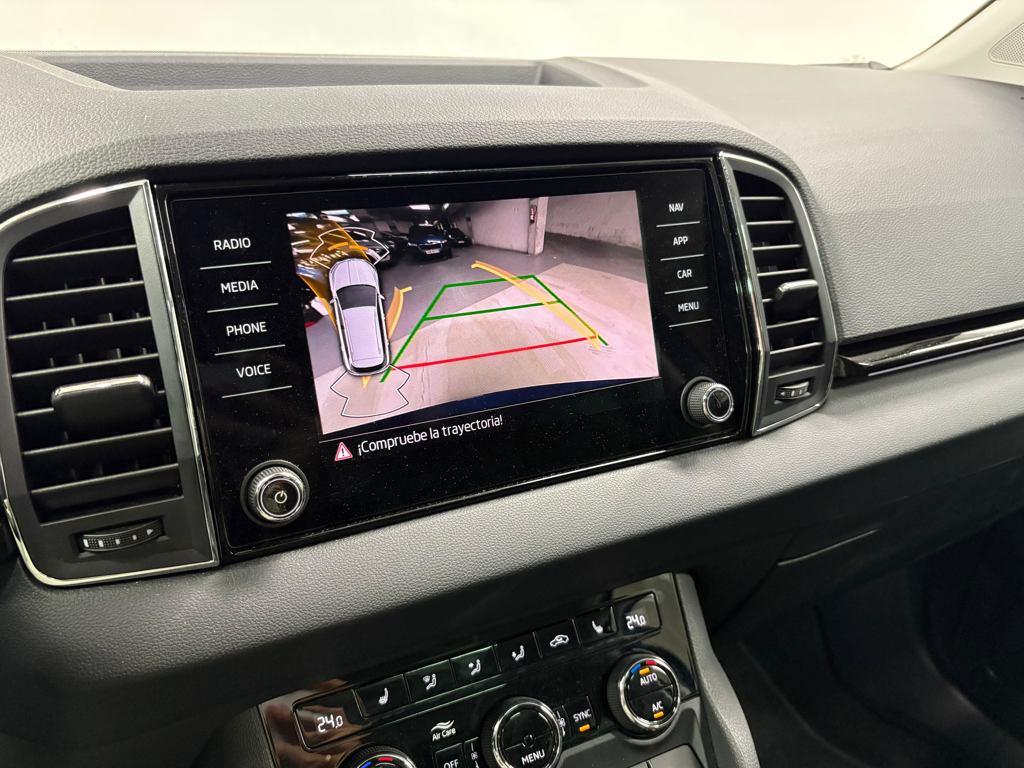 Skoda Karoq 1.5 TSI ACT Design DSG 110 kW (150 CV) - 13