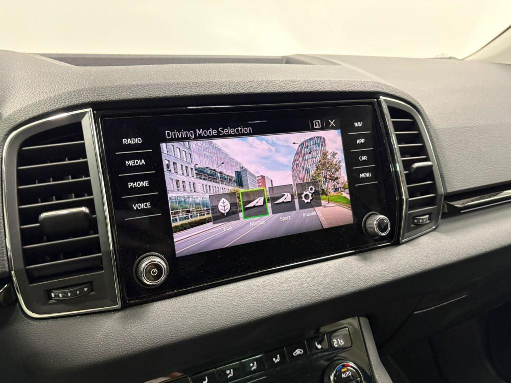 Skoda Karoq 1.5 TSI ACT Design DSG 110 kW (150 CV) - 14