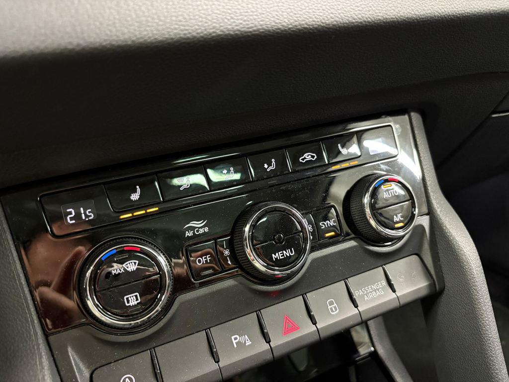 Skoda Karoq 1.5 TSI ACT Design DSG 110 kW (150 CV) - 15