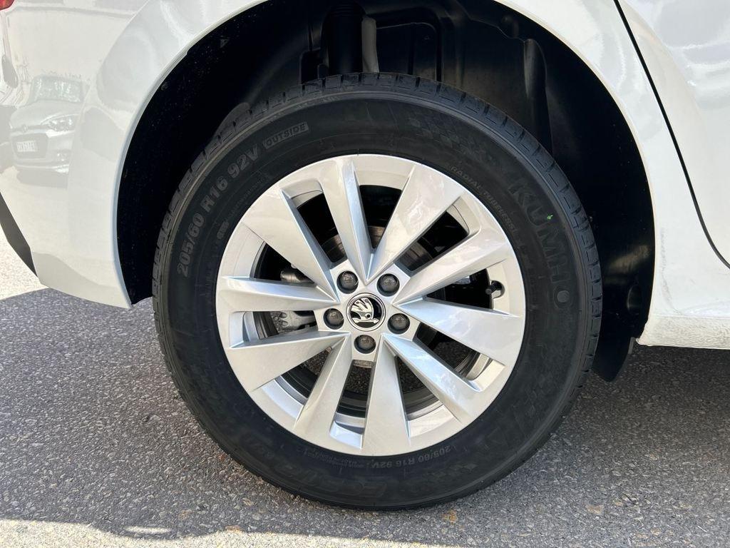 Skoda Kamiq 1.0 TSI Selection 85 kW (115 CV) - 7