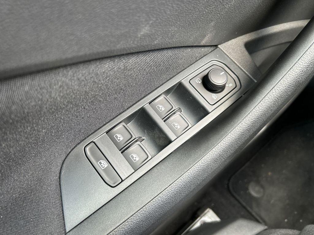 Skoda Kamiq 1.0 TSI Selection 85 kW (115 CV) - 12