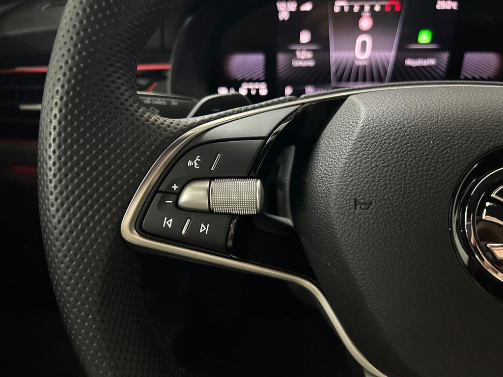 Skoda Kamiq 1.0 TSI Design DSG 85 kW (115 CV) - 11